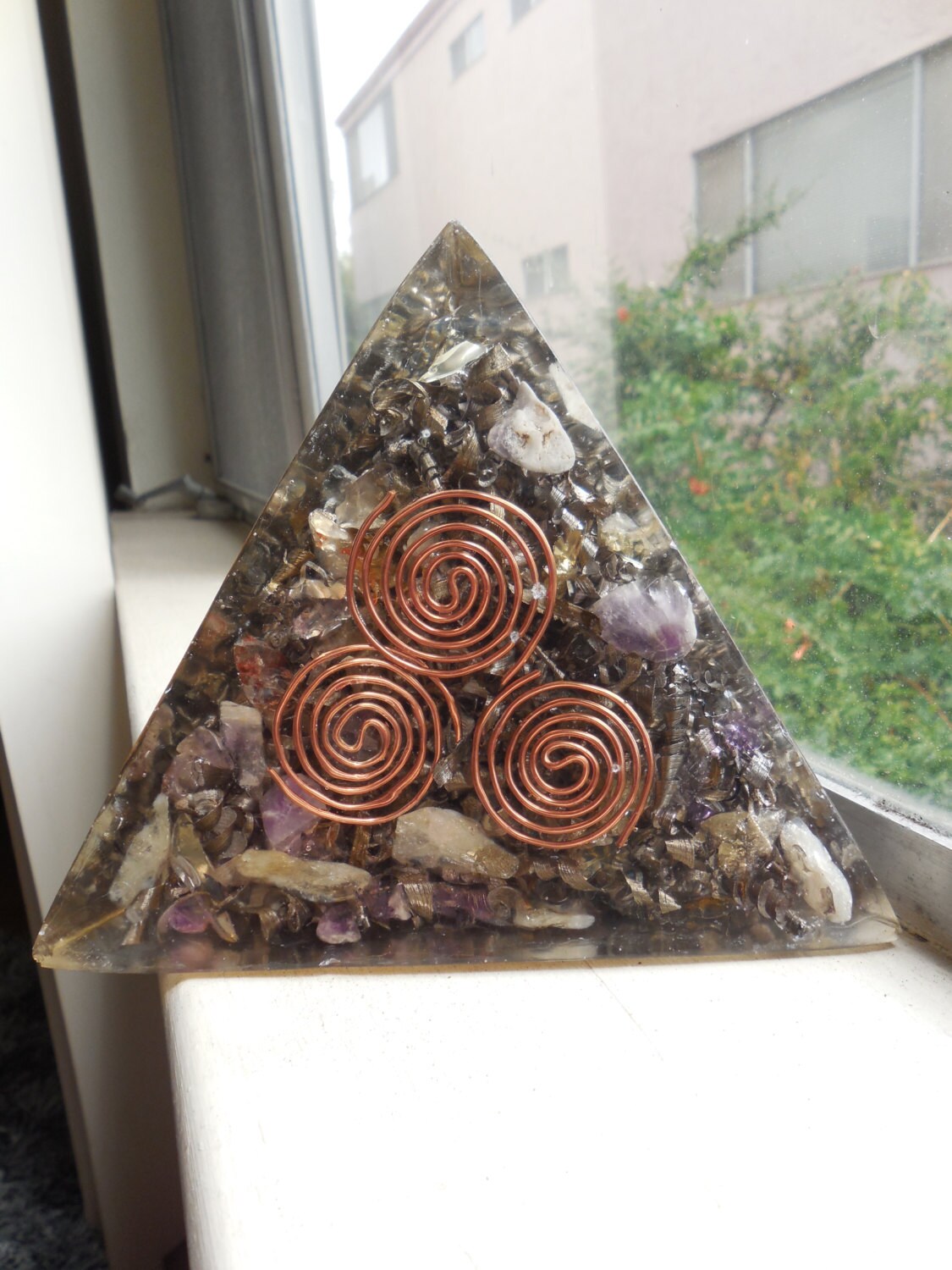 Orgone Tetrahedron - Orgone Quartz Crystal Pyramid - Green Aventurine - Amethyst Crystal - Lapis Lazuli - Spiritual Gift - Citrine Crystal