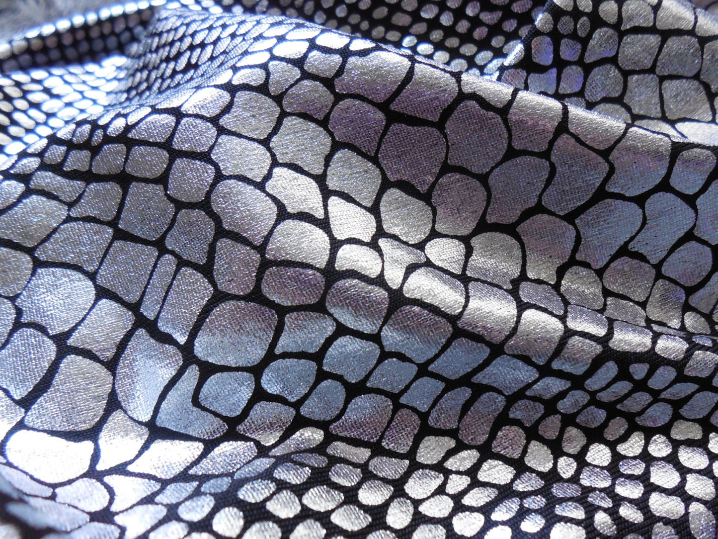 Silver Serpentine Snakeskin Leggings, Metalic Grey and Black Pants, Galaxy Egyptian Print - Small